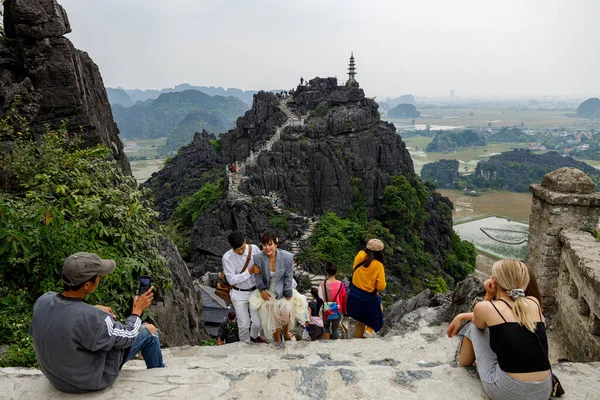 Turista Hang Mua Ninh Binh Vietnam Noviembre 2019 — Foto de Stock