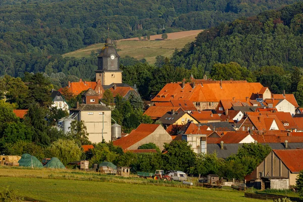 Die Dorfkirche Herleshausen Deutschland — Stockfoto