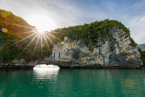 Die Luon Höhle Der Bucht Von Long Vietnam — Stockfoto