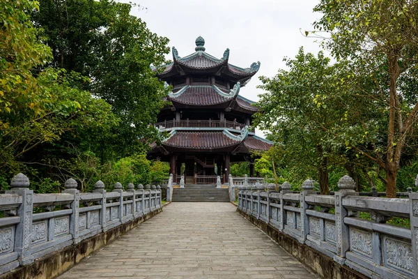 Templo Bai Dinh Ninh Binh Vietnã — Fotografia de Stock