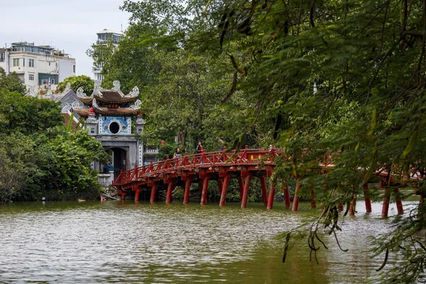 Templo Ngoc Son Del Lago Hoan Kiem Hanoi Vietnam —  Fotos de Stock