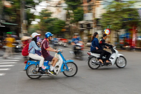 Vietnam Hanoi Caddelerinde Motosikletli Trafik Ekim 2019 — Stok fotoğraf