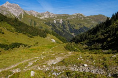 Avusturya 'nın dağlarındaki manzara