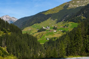 Avusturya 'nın dağlarındaki manzara
