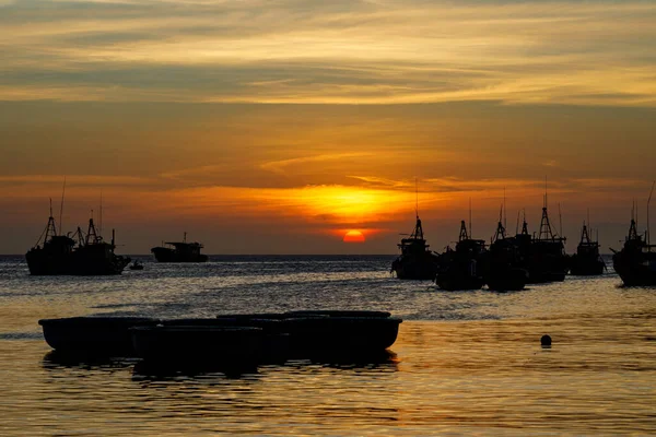 Puerto Mui Vietnam Con Barcos Pesca Atardecer — Foto de Stock