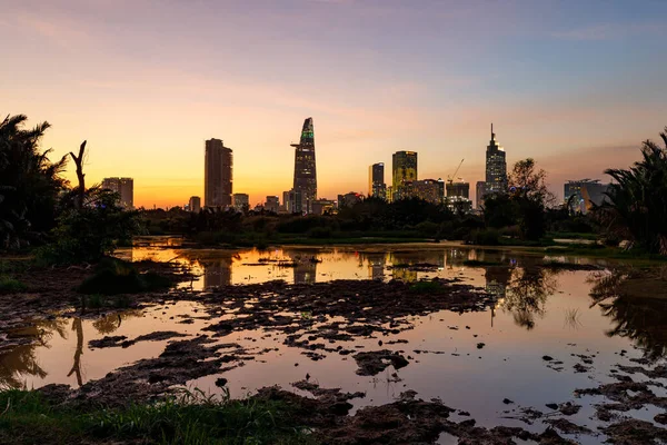 Pôr Sol Sobre Cidade Chi Minh City Vietnã — Fotografia de Stock