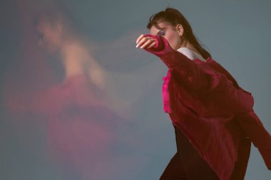 Moda Sanat stüdyo portre genç kadın