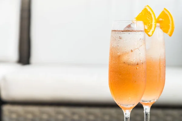 Meyve kokteyl cam buz