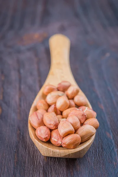 Fıstık ahşap arka plan - vintage etkisi tarzı resimler üzerinde