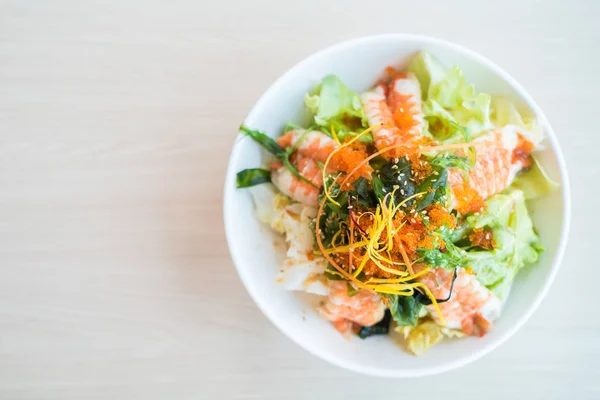 Karides salata Japon tarzı gıda - Hdr birleştirme 3 fotoğraf işleme yumuşak odak