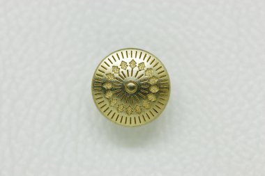 Vintage tarzı, altın renkli yuvarlak Metal kot düğmesi