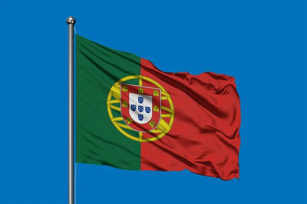 Флаг Португалии Размахивающий Ветром Против Глубокого Голубого Неба Португальский Флаг — стоковое фото