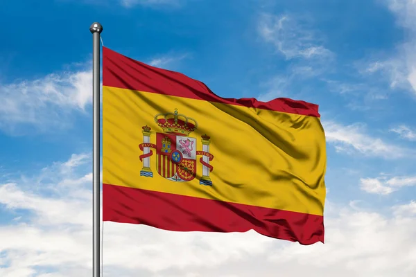 Bandera España Ondeando Viento Contra Cielo Azul Nublado Blanco Bandera — Foto de Stock