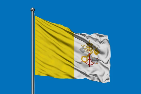 梵蒂冈城的旗帜在风中飘扬 顶着深蓝色的天空 — 图库照片