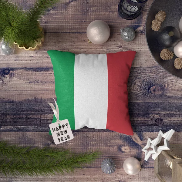 Gelukkig Nieuwjaar Tag Met Italië Vlag Kussen Kerst Decoratie Concept — Stockfoto