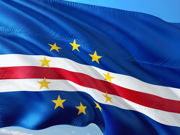 Bandera Cabo Verde Ondeando Viento Contra Cielo Azul Profundo Tejido — Foto de Stock