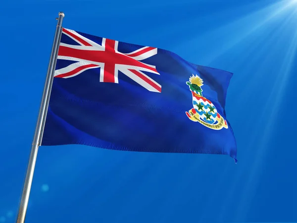 Cayman Islands Nationale Vlag Wapperend Paal Tegen Diepblauwe Hemelachtergrond High — Stockfoto