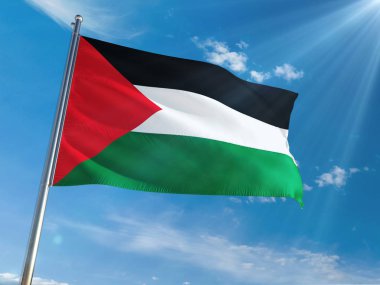 Filistin bayrağı Ulusal sallayarak güneşli mavi gökyüzü arka plan karşı kutup. Yüksek çözünürlüklü