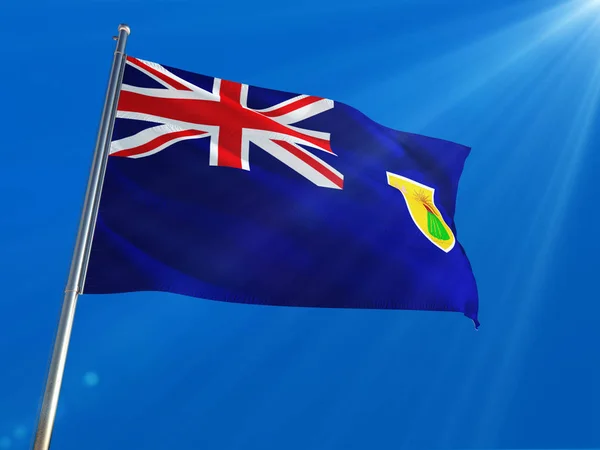 特克斯和凯科斯群岛国旗在深蓝色天空背景下挥舞着电线杆 高清晰度 — 图库照片
