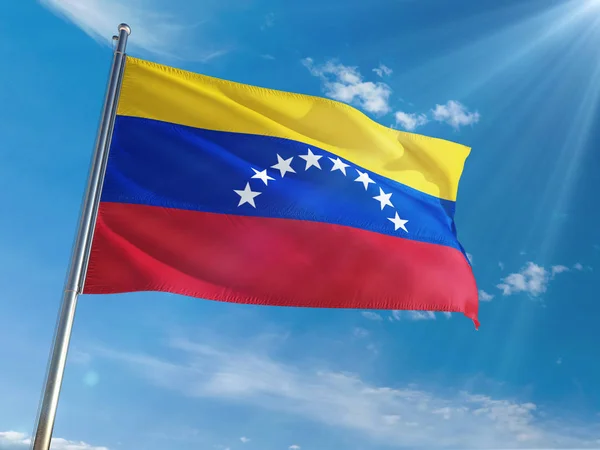 Bandera Nacional Venezuela Ondeando Poste Contra Soleado Fondo Azul Del — Foto de Stock