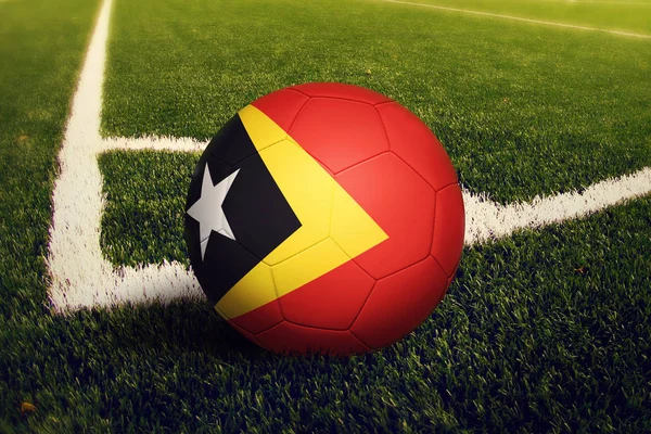 Balón Timor Oriental Posición Patada Esquina Fondo Del Campo Fútbol — Foto de Stock