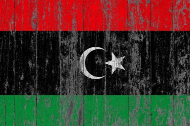 Libya bayrağı ahşap doku arka plan aşınmış boyanmış.