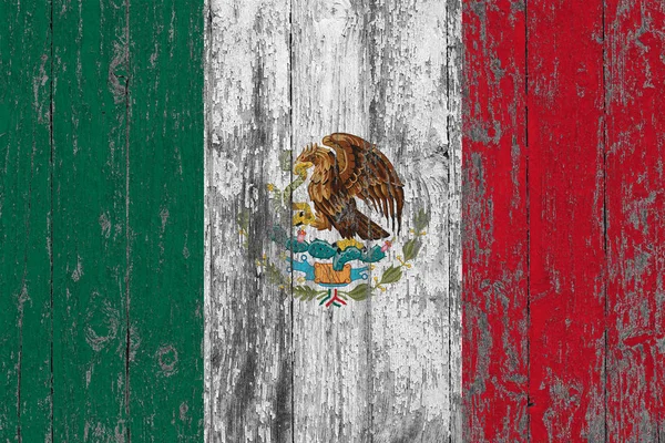 墨西哥的旗子画在被穿的木纹理背景 — 图库照片