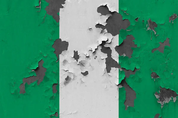 페인트를 지저분한 나이지리아 플래그를 닫습니다 — 스톡 사진