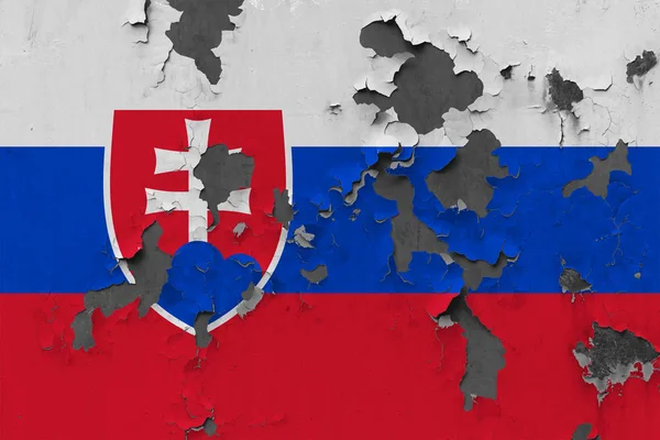 Εσωτερικη Grungy Κατεστραμμένα Και Ξεπερασμένο Σλοβακία Σημαία Στον Τοίχο Ξεφλούδισμα — Φωτογραφία Αρχείου