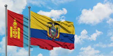 Moğolistan ve Ekvador bayrağı birlikte beyaz bulutlu mavi gökyüzüne karşı rüzgarda sallayarak. Diplomasi kavramı, uluslararası ilişkiler.