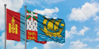 Moğolistan ve Saint Pierre ve Miquelon bayrağı birlikte beyaz bulutlu mavi gökyüzüne karşı rüzgarda sallayarak. Diplomasi kavramı, uluslararası ilişkiler.