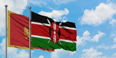 Karadağ ve Kenya bayrağı birlikte beyaz bulutlu mavi gökyüzüne karşı rüzgarda sallayarak. Diplomasi kavramı, uluslararası ilişkiler.