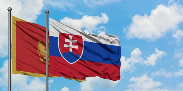 Drapeau du Monténégro et de la Slovaquie agitant dans le vent contre ciel bleu nuageux blanc ensemble. Concept de diplomatie, relations internationales . — Photo
