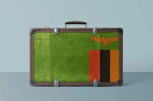 Zambijská Vlajka Starém Koženém Kufříku Národní Koncepcí Retro Hnědé Zavazadlo — Stock fotografie