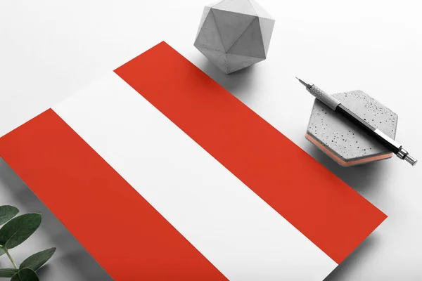Bandera Austria Sobre Fondo Minimalista Papel Carta Invitación Nacional Con — Foto de Stock