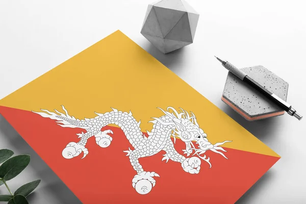 Bandera Bután Sobre Fondo Minimalista Papel Carta Invitación Nacional Con — Foto de Stock