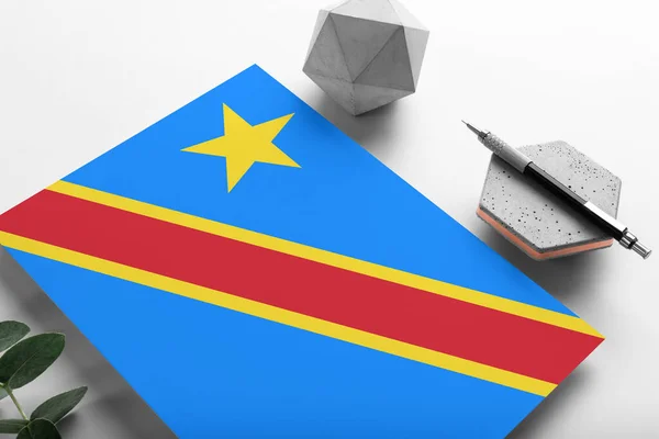 Bandera Del Congo Sobre Fondo Minimalista Papel Carta Invitación Nacional — Foto de Stock