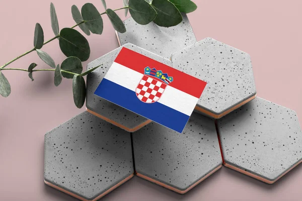 Bandera Croacia Hexágono Piedras Con Estilo Fondo Espacio Copia Rosa — Foto de Stock