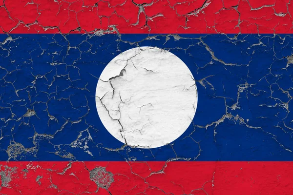 Флаг Лаоса Закрывает Ворчливую Поврежденную Выветривающуюся Стене Краску Увидеть Внутреннюю — стоковое фото