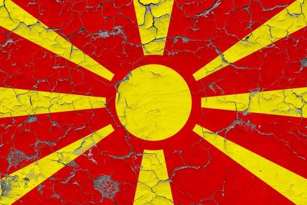 Macedonie Vlag Close Grungy Beschadigd Verweerd Muur Schillen Van Verf — Stockfoto