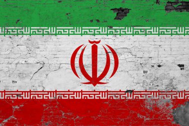 Grunge üzerindeki İran bayrağı beton yüzeyi çizmiş. Ulusal klasik arka plan. Retro duvar kavramı.
