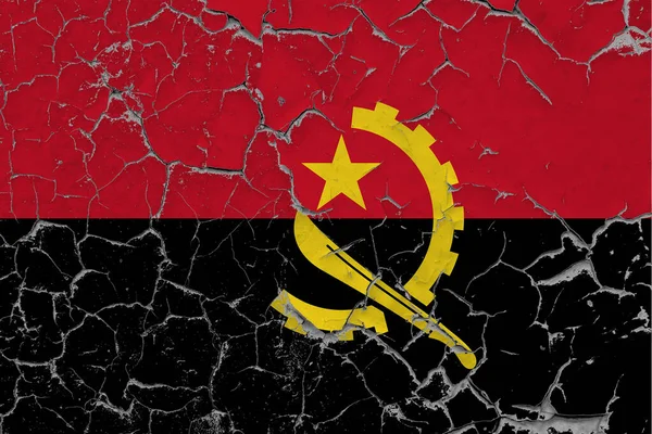 Angola Zászló Közeledik Piszkos Sérült Karcos Falon Lehámló Festék Belsejébe — Stock Fotó
