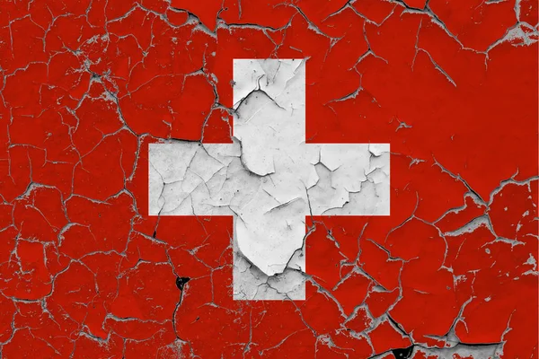 スイスの旗は 表面の内側を見るために塗料を剥がす壁にグランジ 破損し 傷を閉じます ヴィンテージ ナショナル コンセプト — ストック写真
