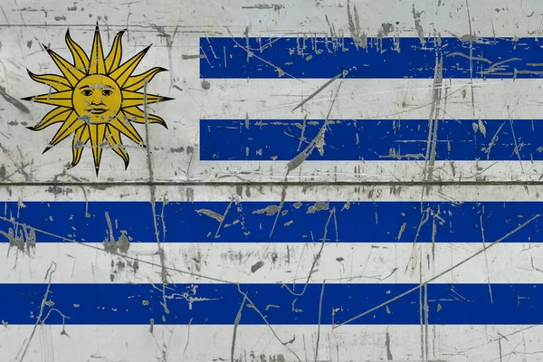 ウルグアイの国旗が汚れた表面に描かれている ヴィンテージスタイルの表面上の国家パターン 傷と風化の概念 — ストック写真