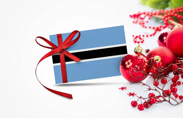 Botswana Vlag Nieuwjaar Uitnodiging Kaart Met Rode Kerst Ornamenten Concept — Stockfoto