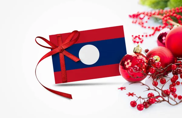 Laos Flagge Auf Neujahrseinladungskarte Mit Rotem Weihnachtsschmuck Nationale Frohe Neujahrskomposition — Stockfoto