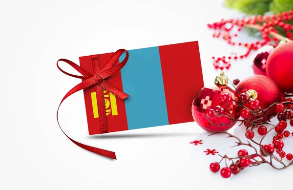 Mongolië Vlag Nieuwjaar Uitnodiging Kaart Met Rode Kerst Ornamenten Concept — Stockfoto