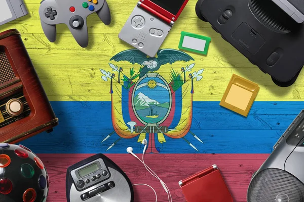 Ecuador Concepto Juego Retro Una Colección Controladores Videojuegos Retro Disparados — Foto de Stock