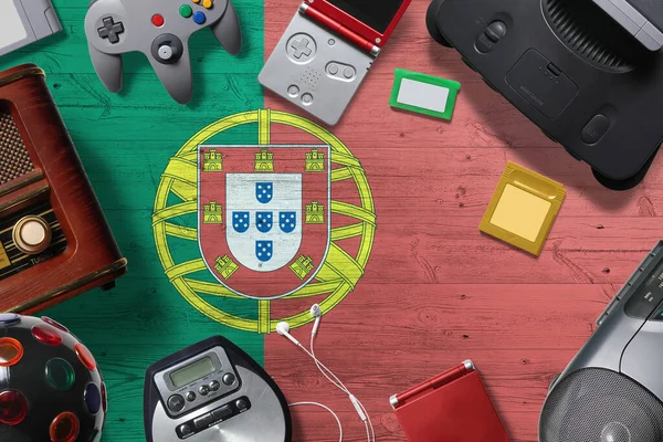 Portugal Concepto Juego Retro Una Colección Controladores Videojuegos Retro Disparados —  Fotos de Stock