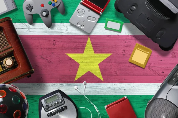 Surinam Concepto Juego Retro Una Colección Controladores Videojuegos Retro Disparados — Foto de Stock